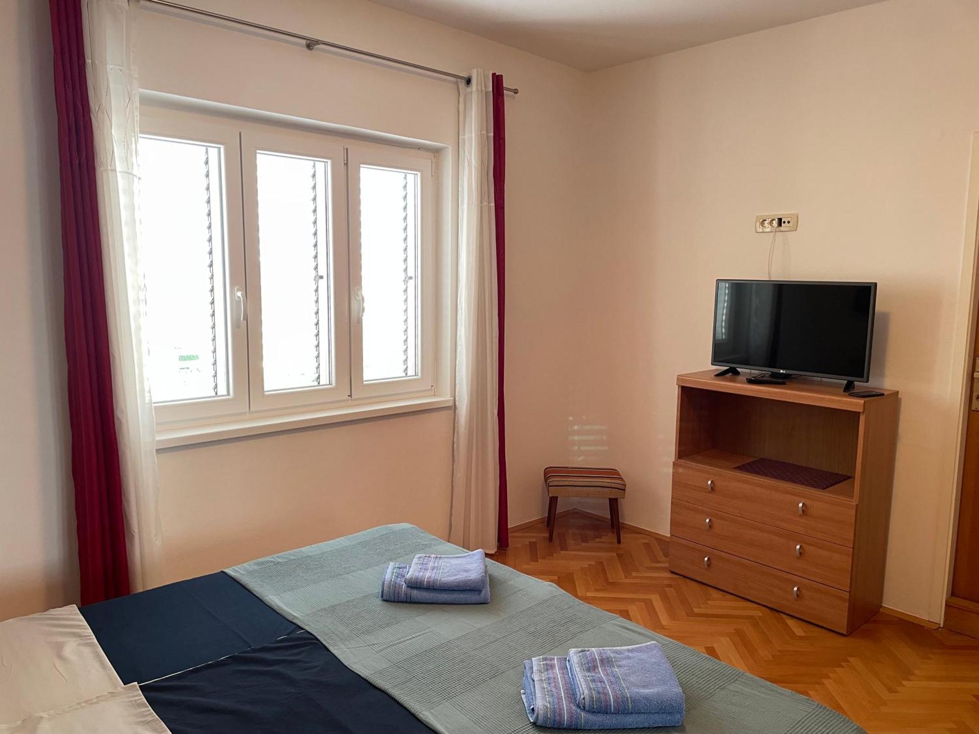 Superior Rooms Sea Side View Rab Town Esterno foto
